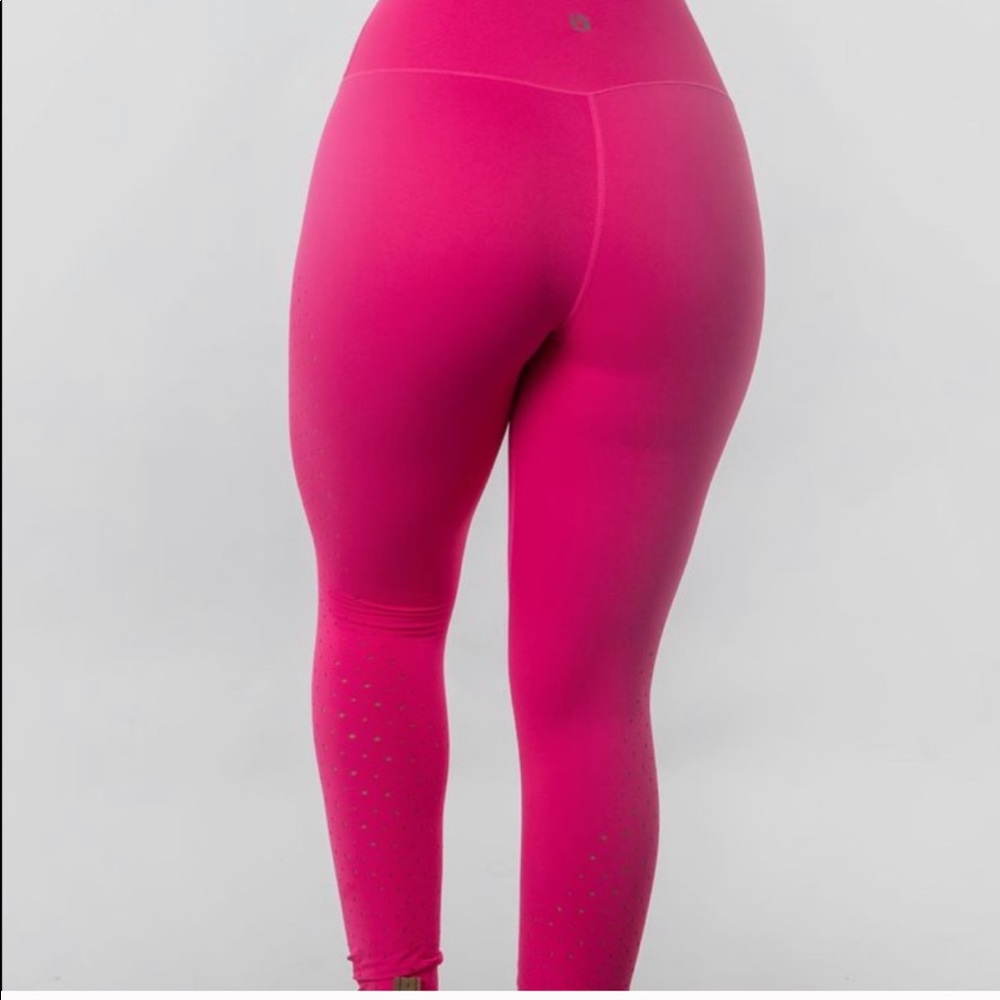 BuffBunny Hot Pink Leggings
